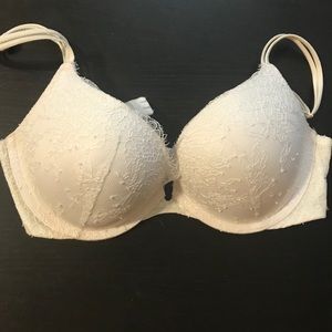 Victoria’s Secret very sexy push up bra - 32D